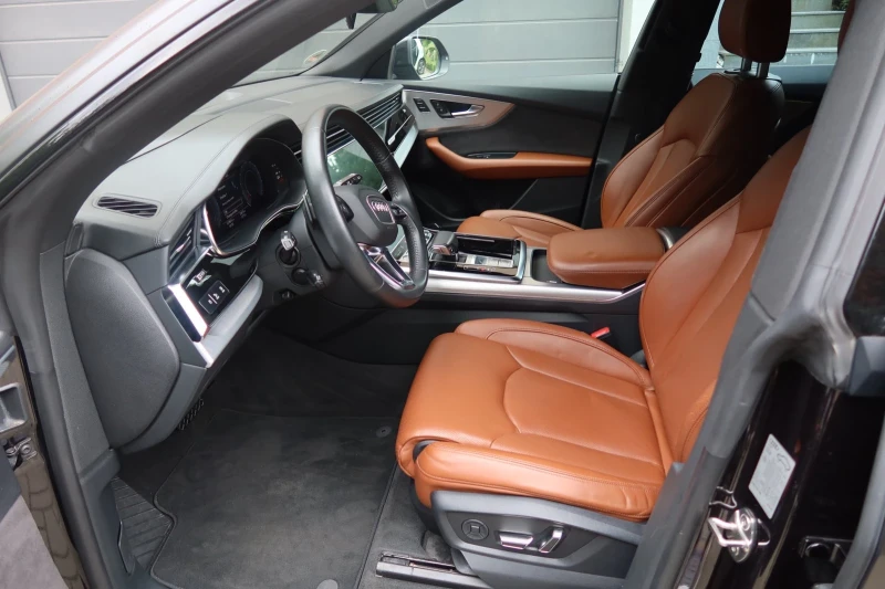 Audi Q8 S-line, снимка 8 - Автомобили и джипове - 52507894