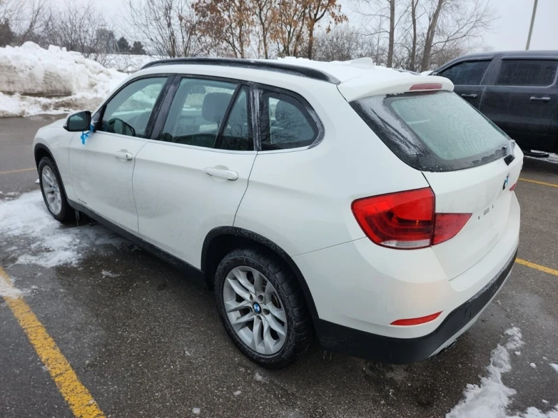 BMW X1 * XDRIVE28I * CARFAX * БЕЗ ПЪРВОНАЧАЛНА ВНОСКА, снимка 4 - Автомобили и джипове - 52686819