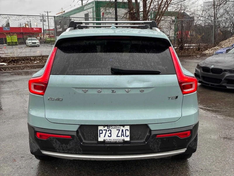 Volvo XC40 * Momentum * CARFAX * БЕЗ ПЪРВОНАЧАЛНА ВНОСКА, снимка 4 - Автомобили и джипове - 52877564