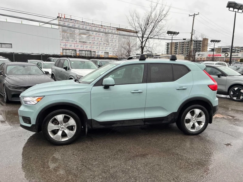 Volvo XC40 * Momentum * CARFAX * БЕЗ ПЪРВОНАЧАЛНА ВНОСКА, снимка 2 - Автомобили и джипове - 52877564