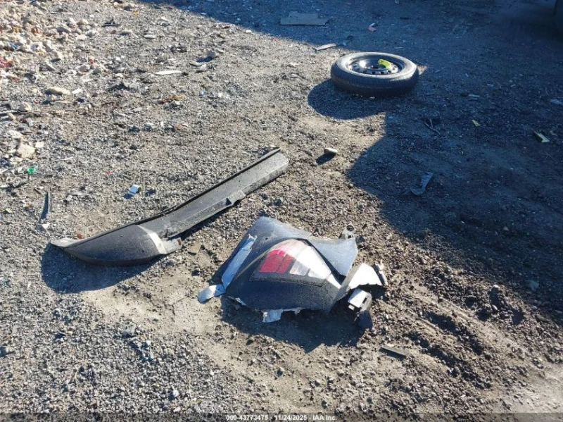 Hyundai Kona 2.0L I-4 DOHC, VVT, 147HP Front Wheel Drive, снимка 4 - Автомобили и джипове - 53576050