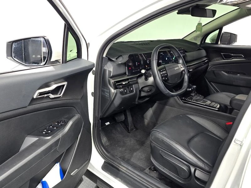 Kia Sportage 1.6 Automatic, снимка 6 - Автомобили и джипове - 55587778