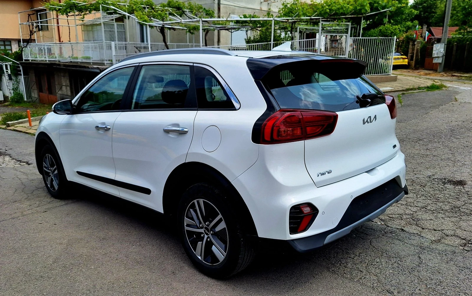 Kia Niro EcoHybrid HEV FaceLift1.6i 144кс Хибрид/Бенз2022г  - изображение 3