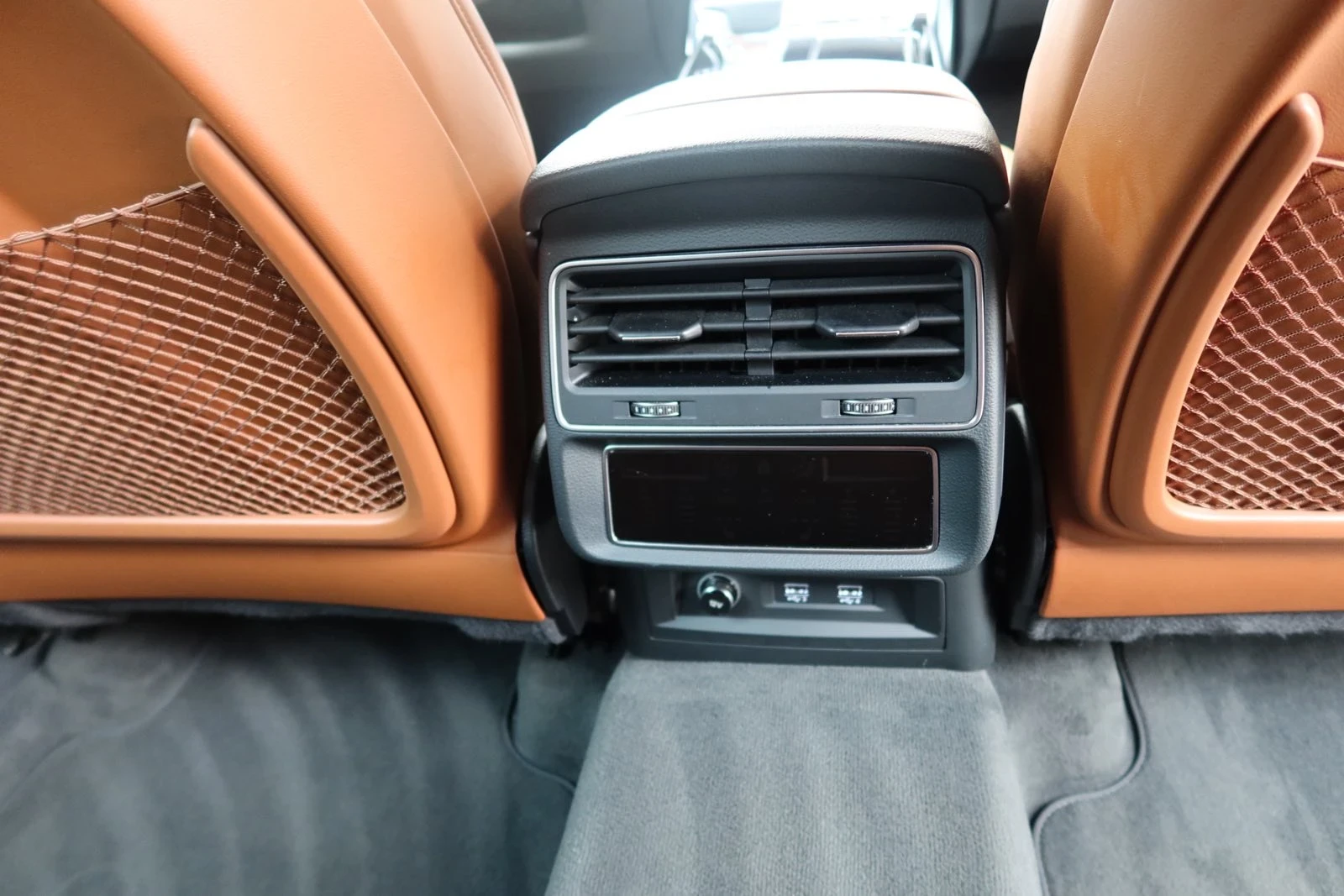 Audi Q8 S-line | Mobile.bg � ����������� 13