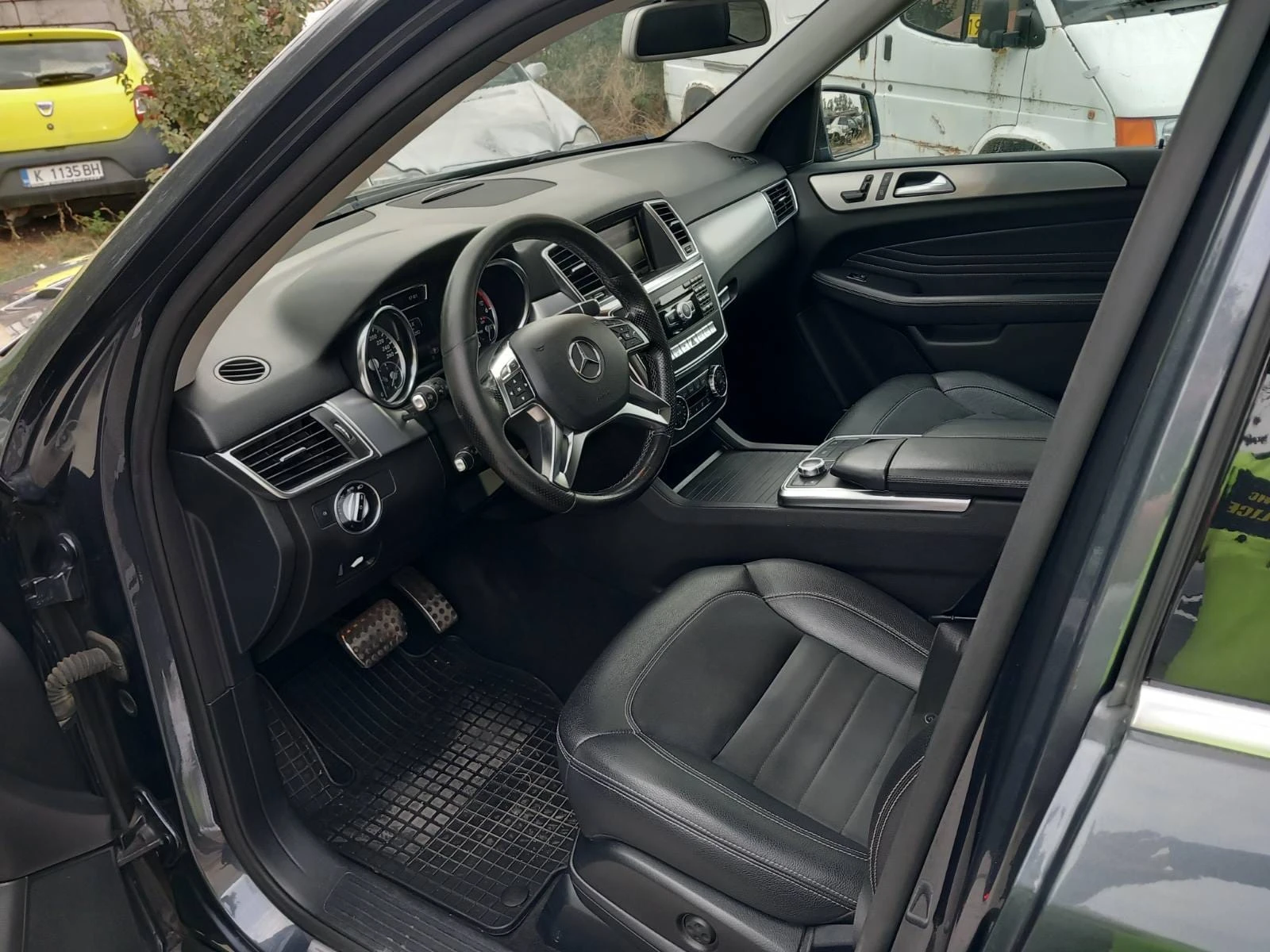 Mercedes-Benz ML 350 -PREMIUM-AMG PACKET - изображение 7