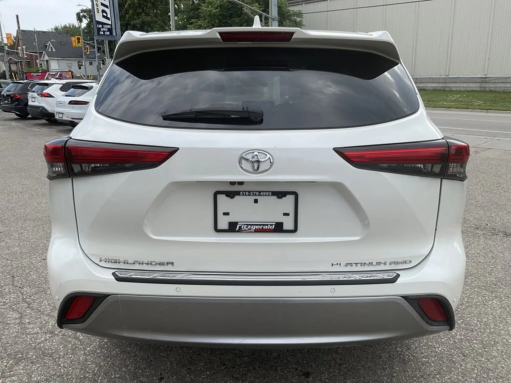 Toyota Highlander Platinum PANO* ОБДУХВАНЕ* CAM* BLINDSPOT* KEYLESS* - изображение 7