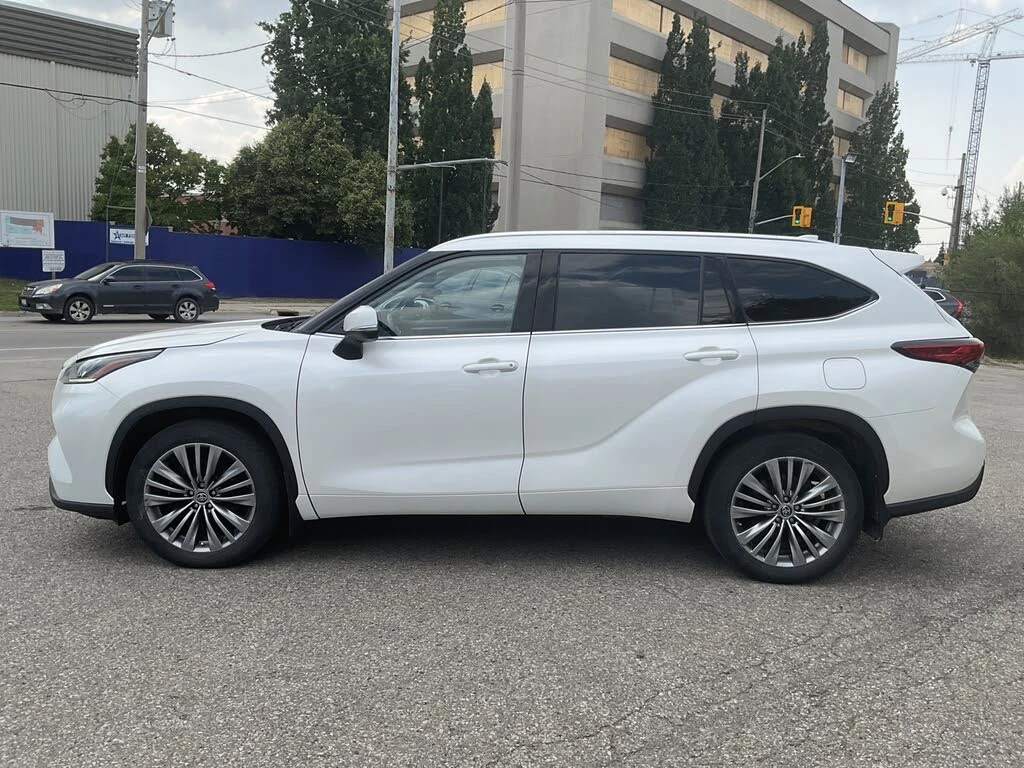 Toyota Highlander Platinum PANO* ОБДУХВАНЕ* CAM* BLINDSPOT* KEYLESS* - изображение 4