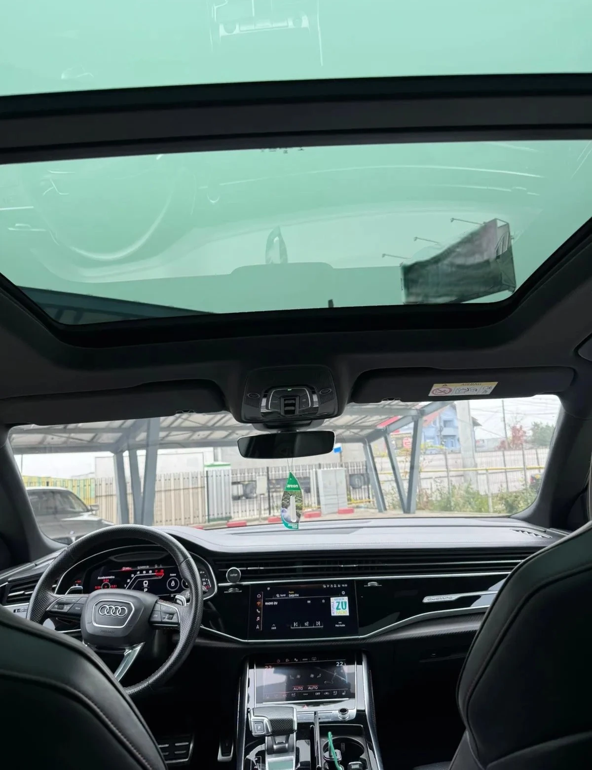 Audi RSQ8 4.0TFSI Quattro  - изображение 7