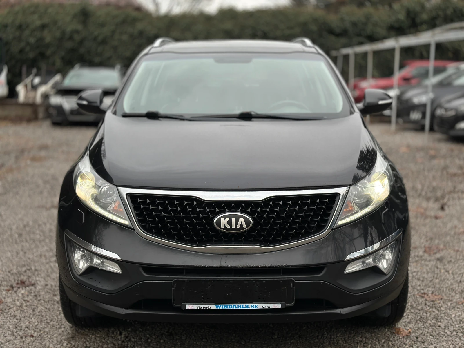 Kia Sportage Kia Sportage 1.6 GDi 135 �.�. | Exclusive | Mobile.bg � ����������� 2