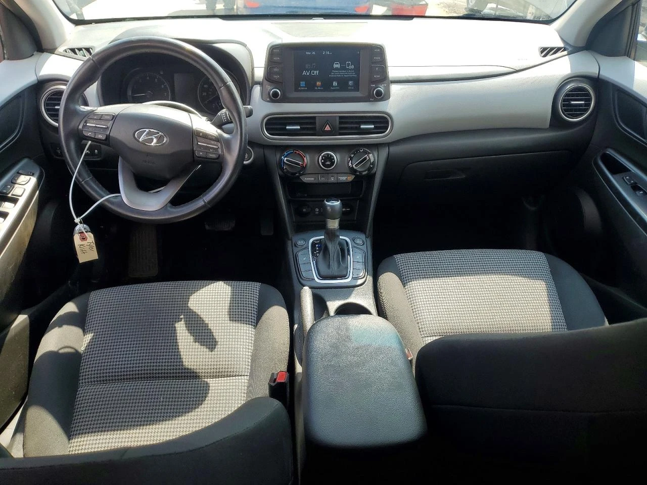 Hyundai Kona 2.0l Sel Plus, снимка 8 - Автомобили и джипове - 54323451