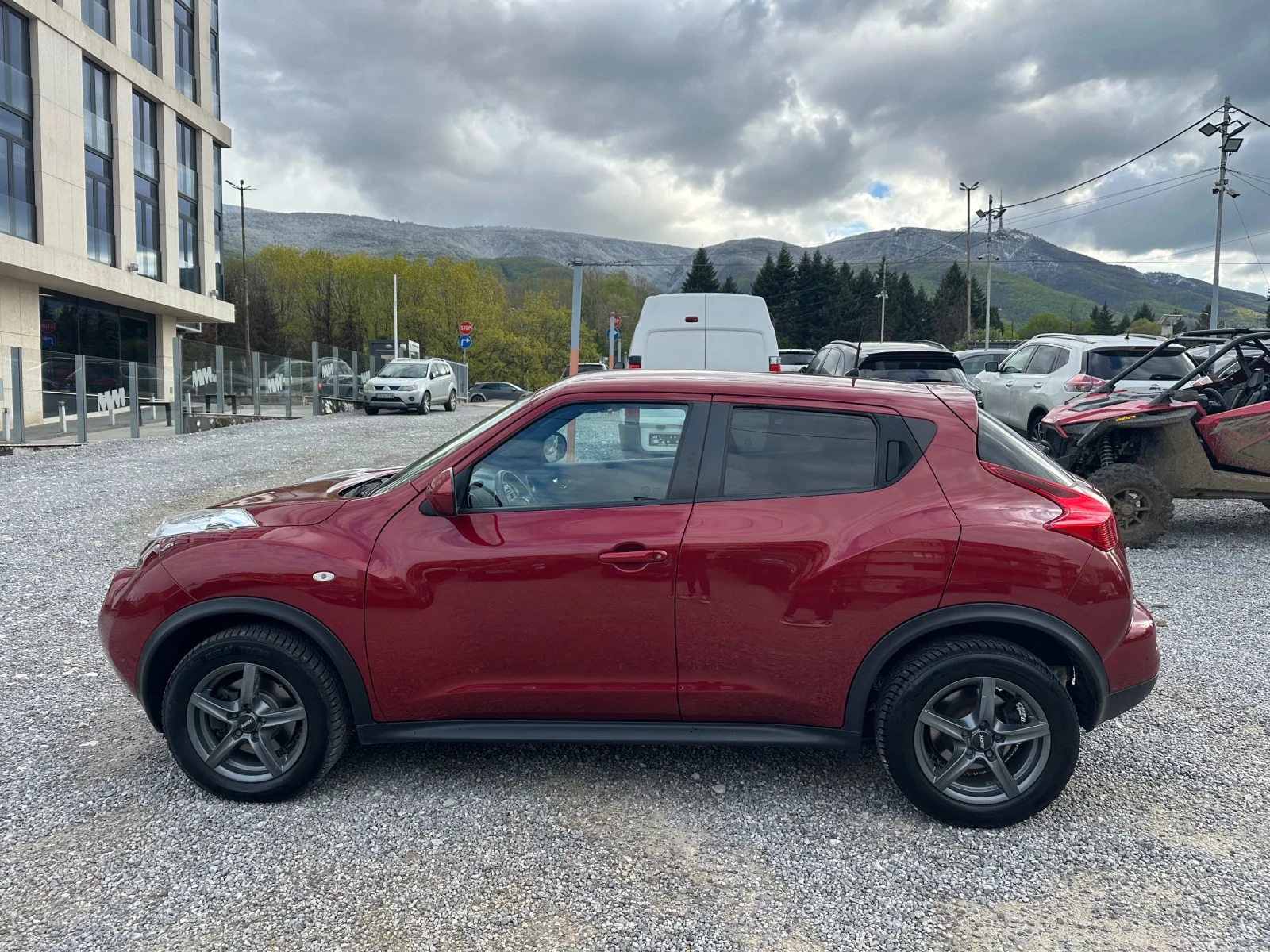 Nissan Juke 4х4 АВТОМАТИК, снимка 8 - Автомобили и джипове - 54390040