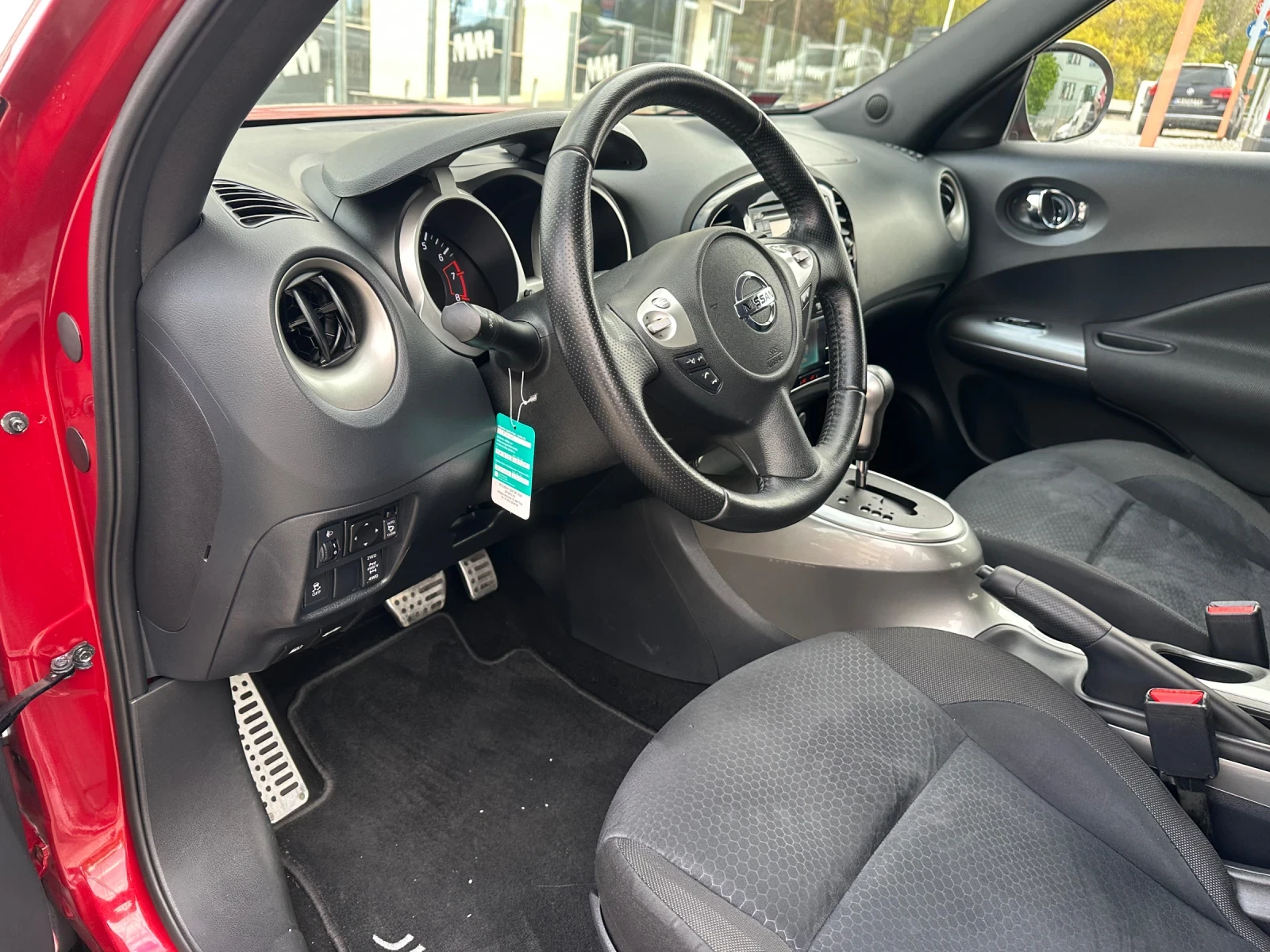 Nissan Juke 4х4 АВТОМАТИК, снимка 9 - Автомобили и джипове - 54390040