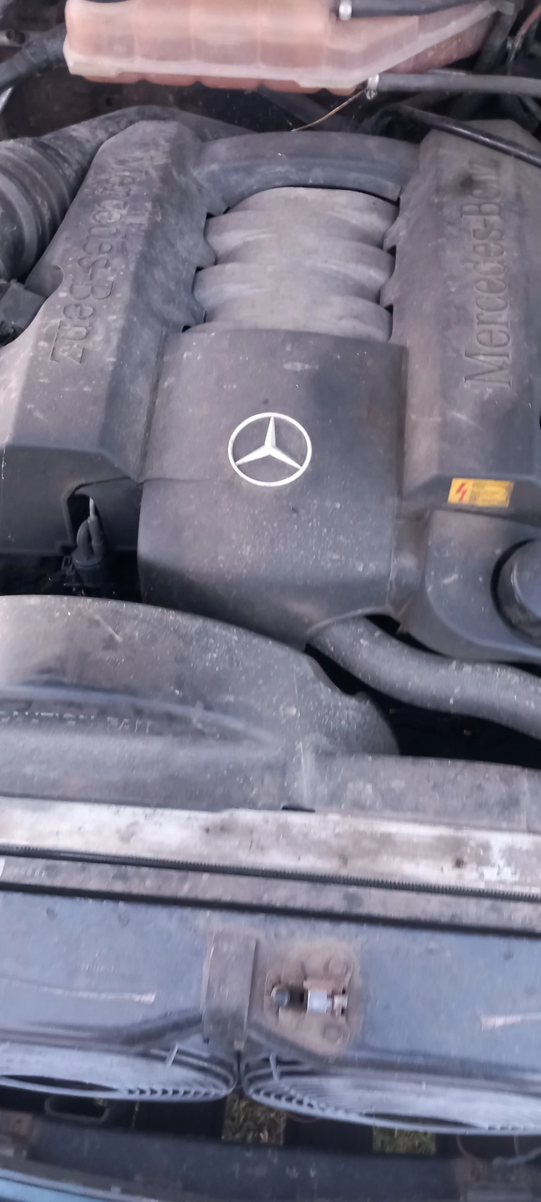 Mercedes-Benz ML 320, снимка 4 - Автомобили и джипове - 54924640