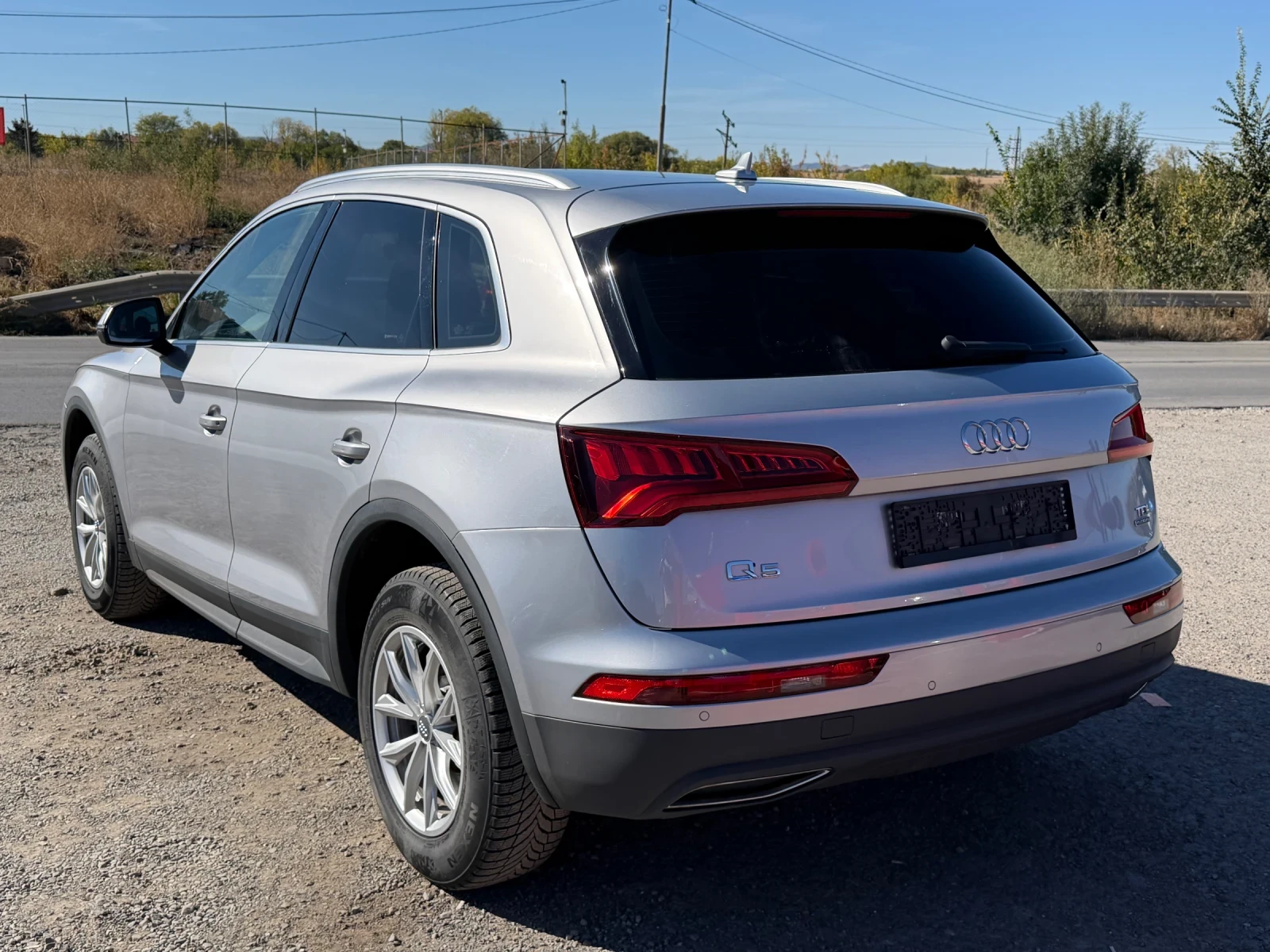Audi Q5 ТОП* СОБСТВЕН ЛИЗИНГ, снимка 5 - Автомобили и джипове - 56394395