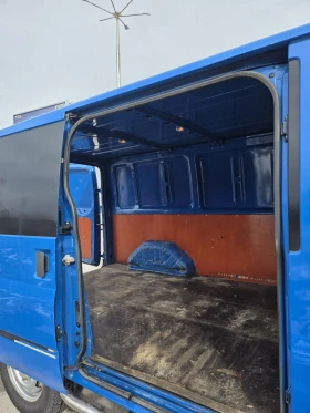 Ford Transit 330, снимка 6 - Бусове и автобуси - 53699247