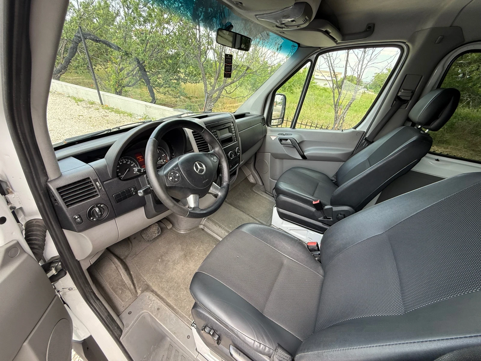 Mercedes-Benz Sprinter 316 2xКлиматик, снимка 9 - Бусове и автобуси - 54852938