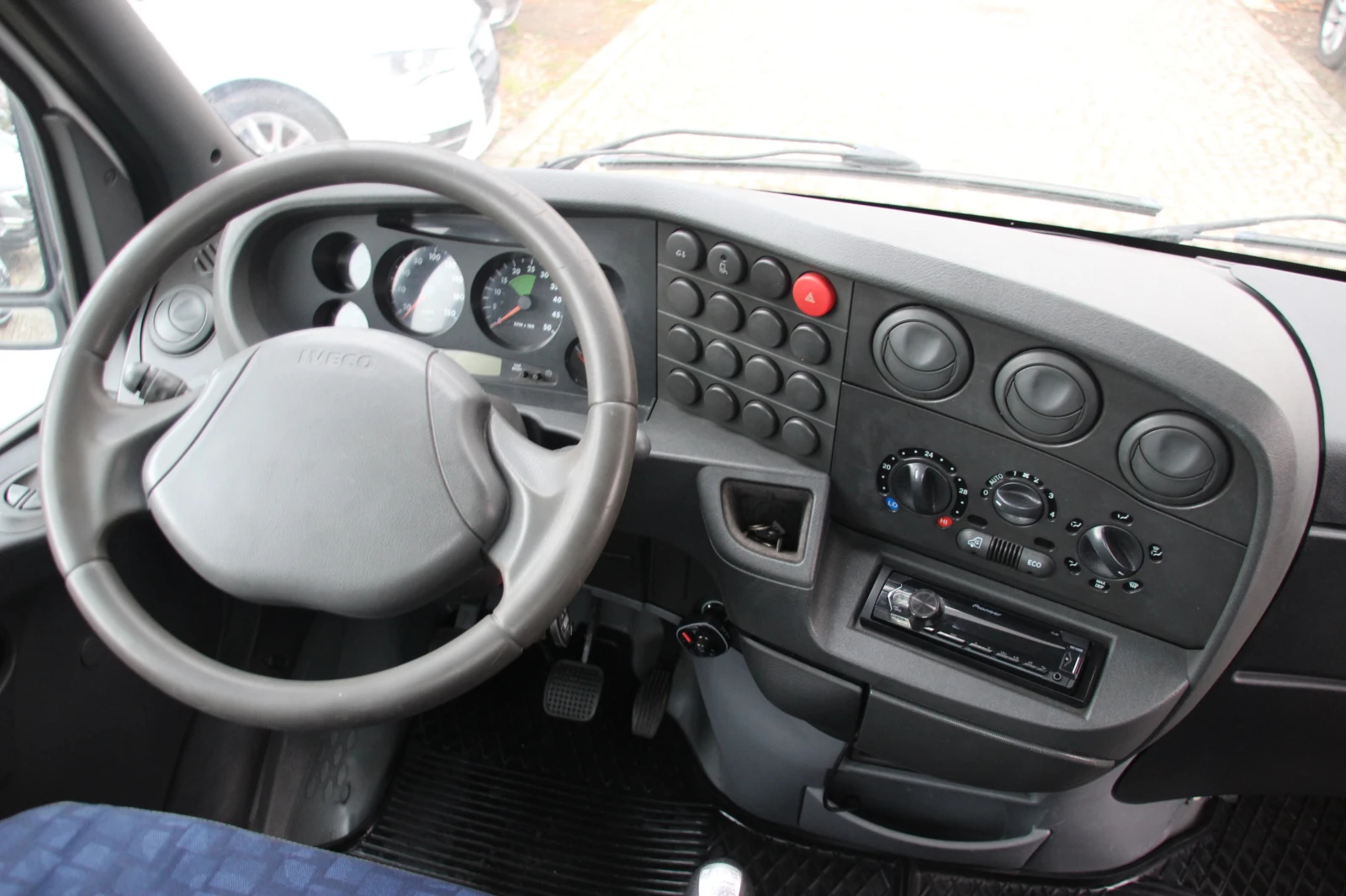 Iveco Daily   35S17     | Mobile.bg   12