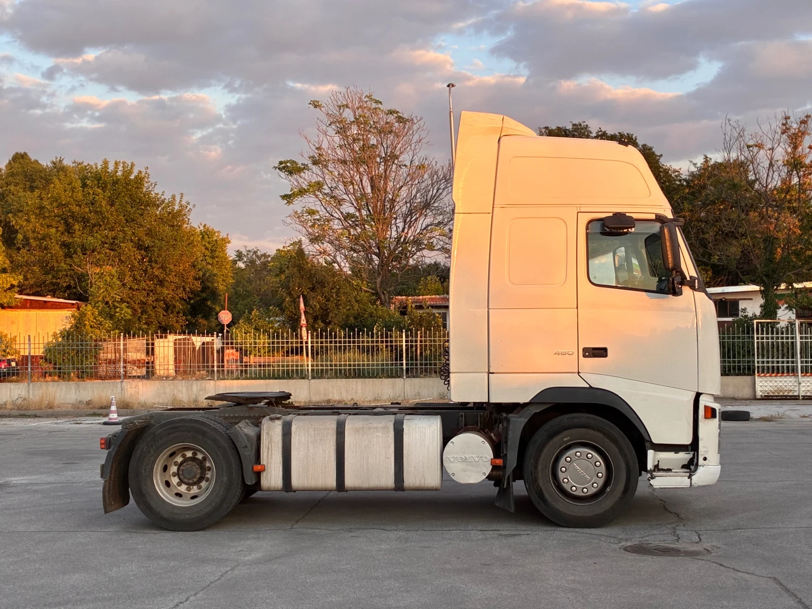 Volvo Fh 12 460 I-Shift, снимка 3 - Камиони - 55941112
