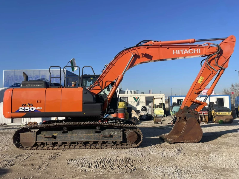 Багер Hitachi ZX 250 LCN-6 , снимка 6 - Индустриална техника - 48617894