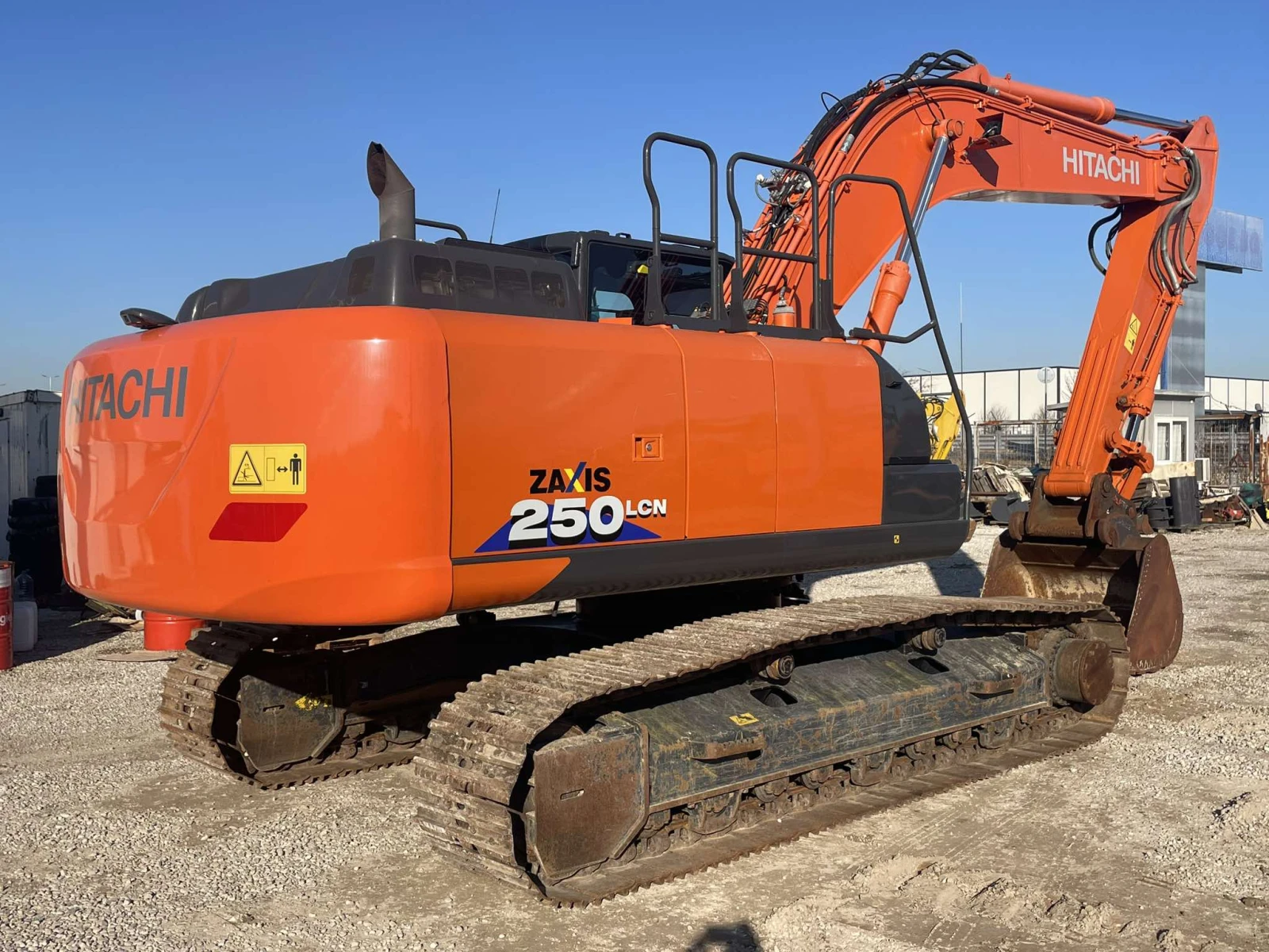  Hitachi ZX 250 LCN-6  | Mobile.bg   12