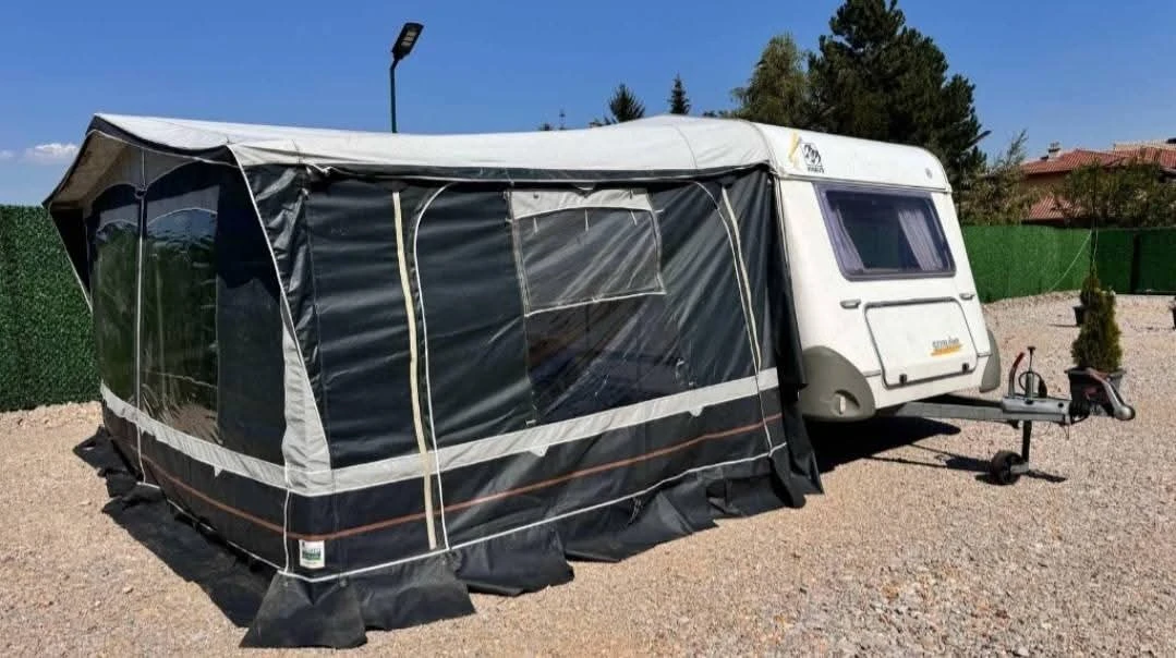 Каравана Knaus С Форселт , снимка 5 - Каравани и кемпери - 53917062