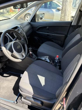 Kia Venga 1.4 бензин ЛИЧЕН АВТОМОБИЛ, снимка 6