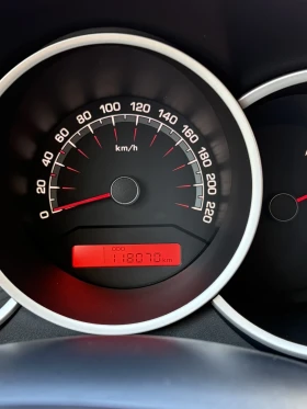 Kia Venga 1.4 бензин ЛИЧЕН АВТОМОБИЛ, снимка 8