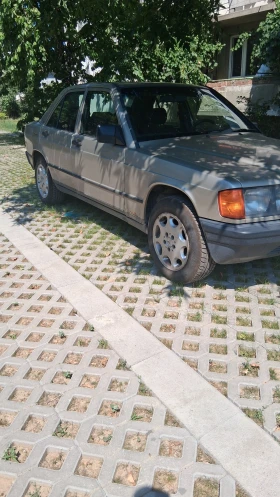 Mercedes-Benz 190, снимка 2