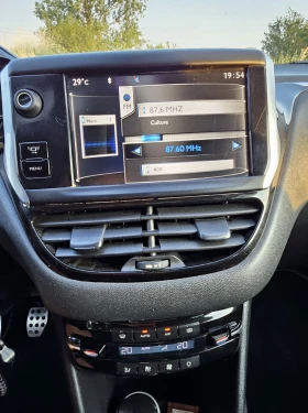 Peugeot 208 | Mobile.bg    10