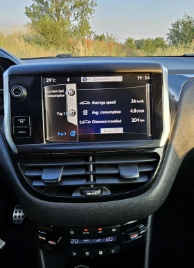 Peugeot 208 | Mobile.bg    9