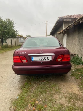 Обява за продажба на Mercedes-Benz E 200 ~5 520 лв. - изображение 2 | Auto.bg Обява за продажба на Mercedes-Benz E 200 ~5 520 лв. - изображение 2
