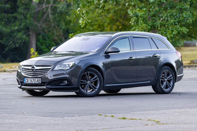 Opel Insignia Country tourer 2.0 cdti 4x4, снимка 3 - Автомобили и джипове - 43580157