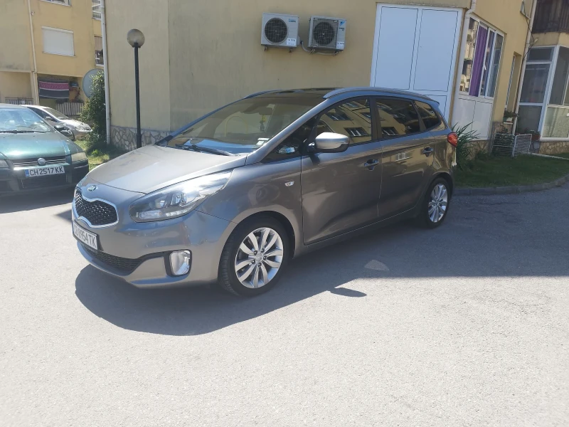 Kia Carens, снимка 1 - Автомобили и джипове - 47429432