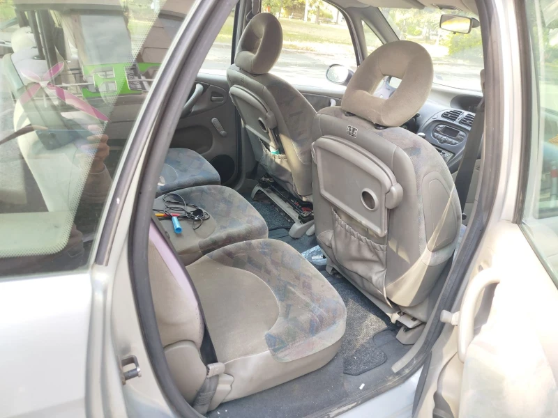 Citroen Xsara picasso 2.0 HDI, снимка 17 - Автомобили и джипове - 49205564