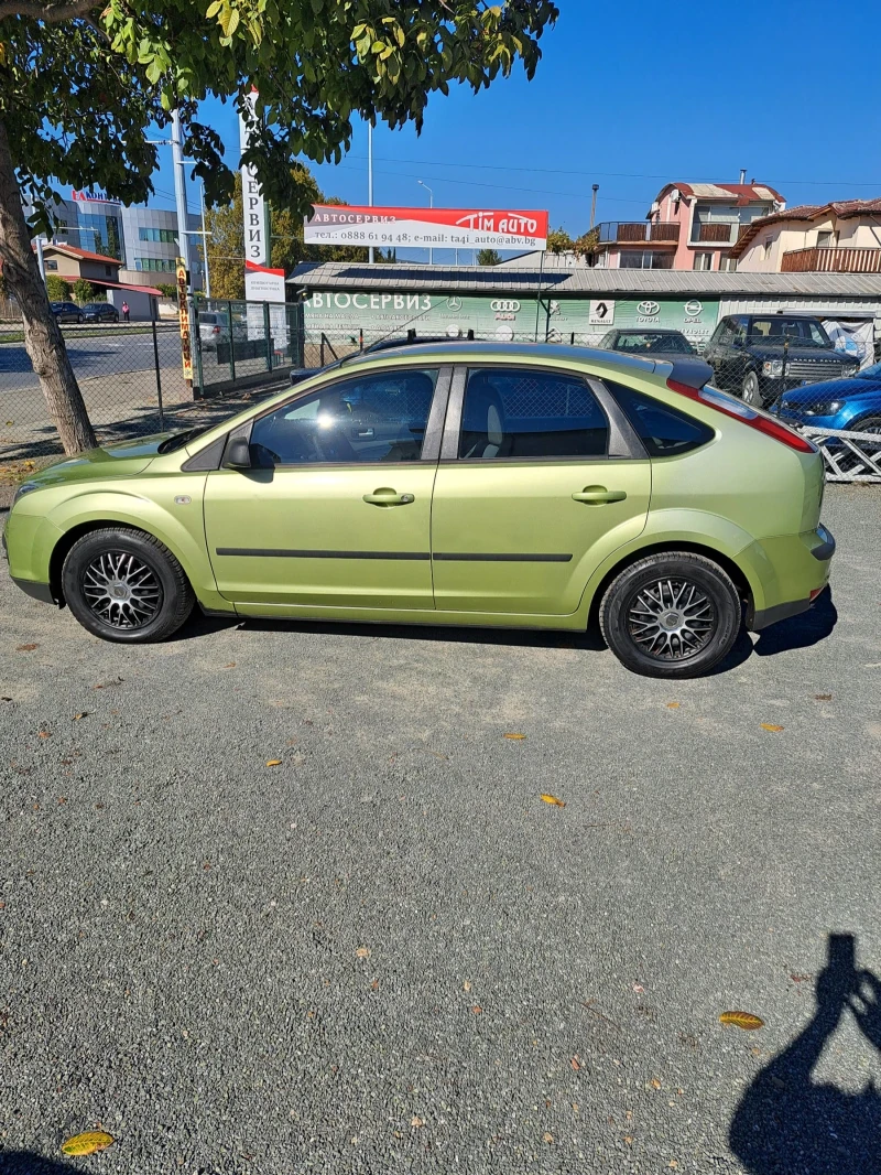 Ford Focus 1.6, снимка 8 - Автомобили и джипове - 47695561