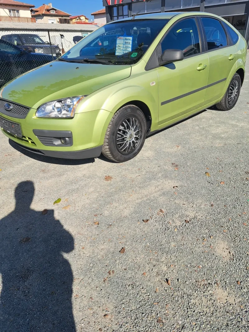 Ford Focus 1.6, снимка 9 - Автомобили и джипове - 47695561