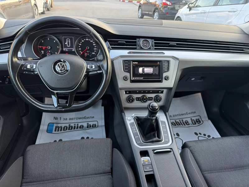 VW Passat 2.0TDI* 150кс* Keyless* DISTRONIC* ТОП СЪСТОЯНИЕ* , снимка 12 - Автомобили и джипове - 48147136