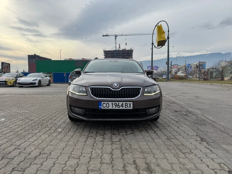 Skoda Octavia Швейцария, снимка 2 - Автомобили и джипове - 49146557