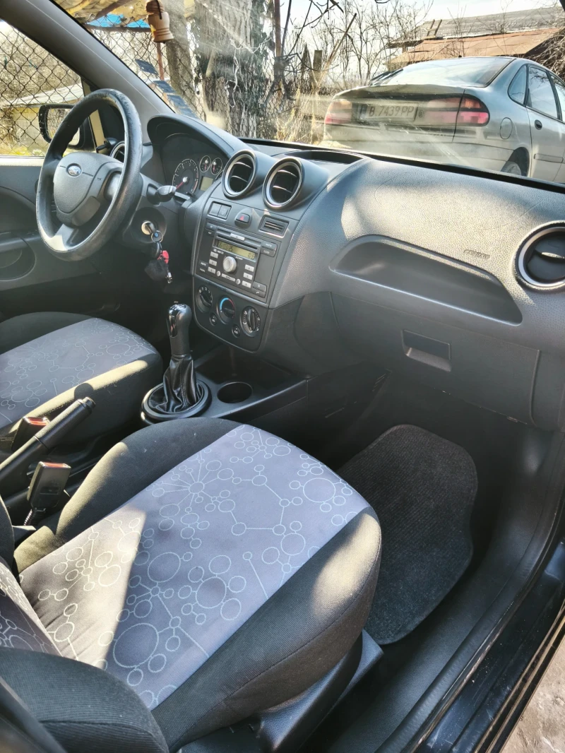 Ford Fiesta 1.4 TDCI, снимка 4 - Автомобили и джипове - 49386322