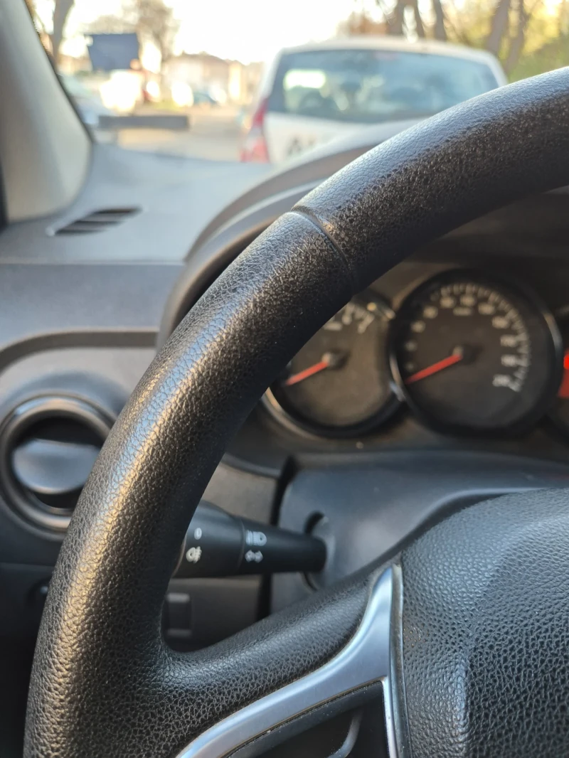 Dacia Dokker 1.6 ГАЗ, снимка 8 - Автомобили и джипове - 52304717