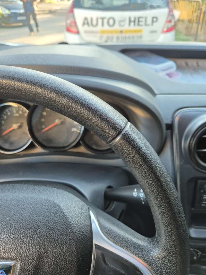 Dacia Dokker 1.6 ГАЗ, снимка 9 - Автомобили и джипове - 52304717