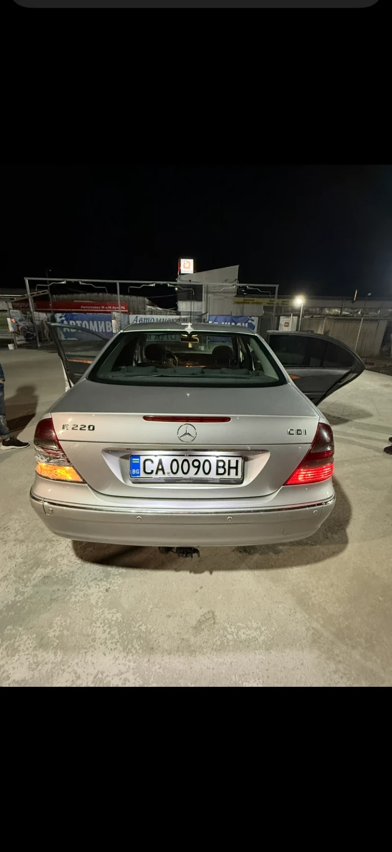 Mercedes-Benz E 220 E 220 CDI (150 к.с.), снимка 8 - Автомобили и джипове - 51840415