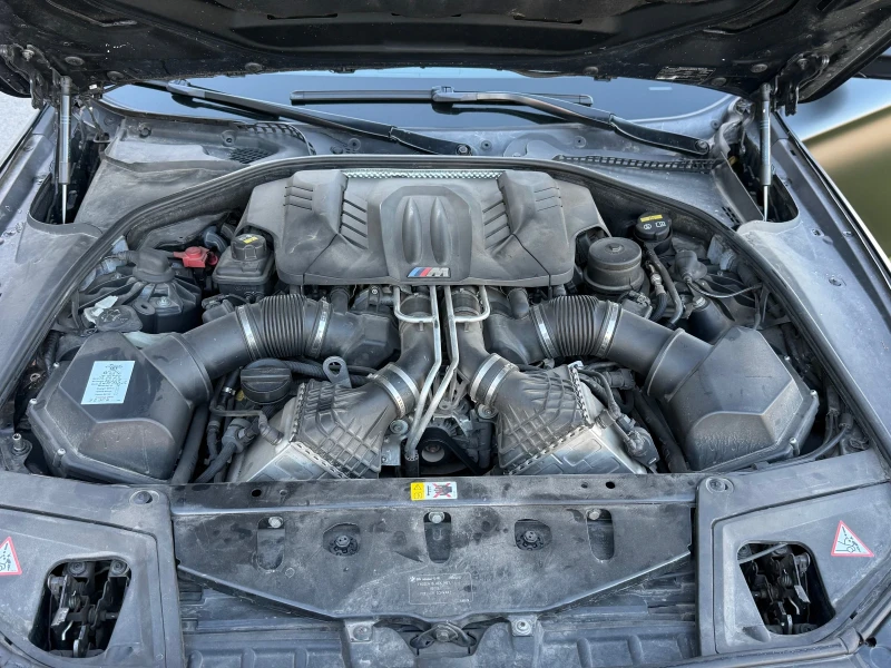 BMW M5 Competition, снимка 9 - Автомобили и джипове - 52257685