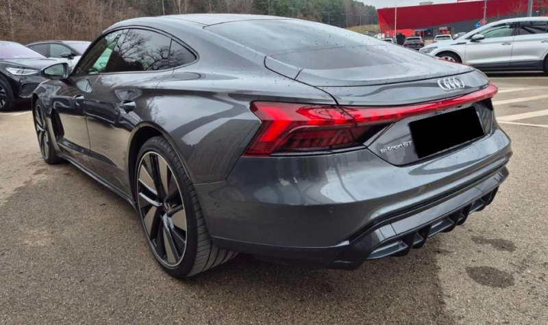 Audi E-Tron GT Quattro, снимка 3 - Автомобили и джипове - 52552174