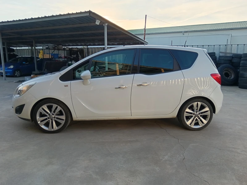 Opel Meriva B-Cosmo-1.4i TURBO, снимка 8 - Автомобили и джипове - 52885444