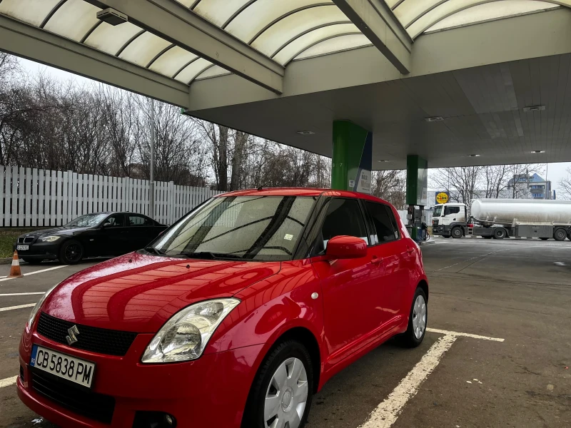 Suzuki Swift 1.3 , снимка 16 - Автомобили и джипове - 53102056