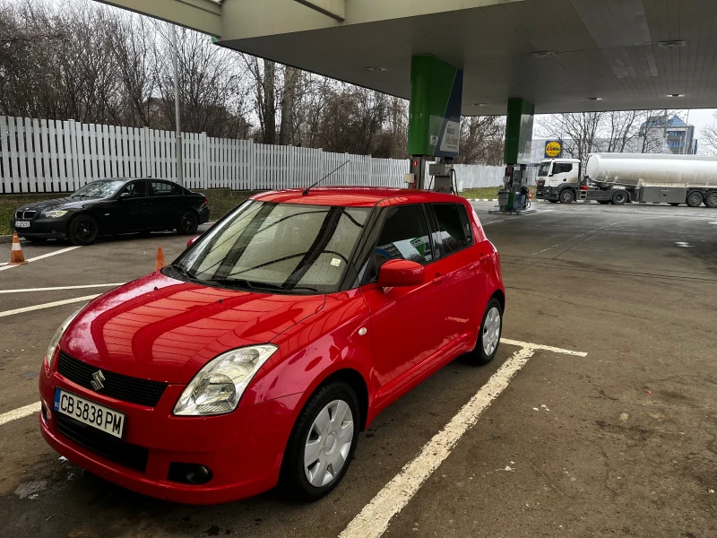 Suzuki Swift 1.3 , снимка 12 - Автомобили и джипове - 53102056