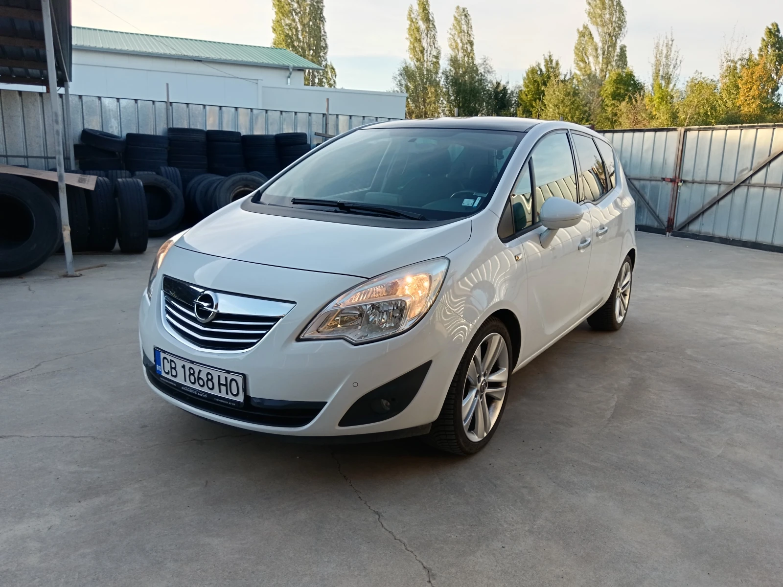 Opel Meriva B-Cosmo-1.4i TURBO, снимка 1