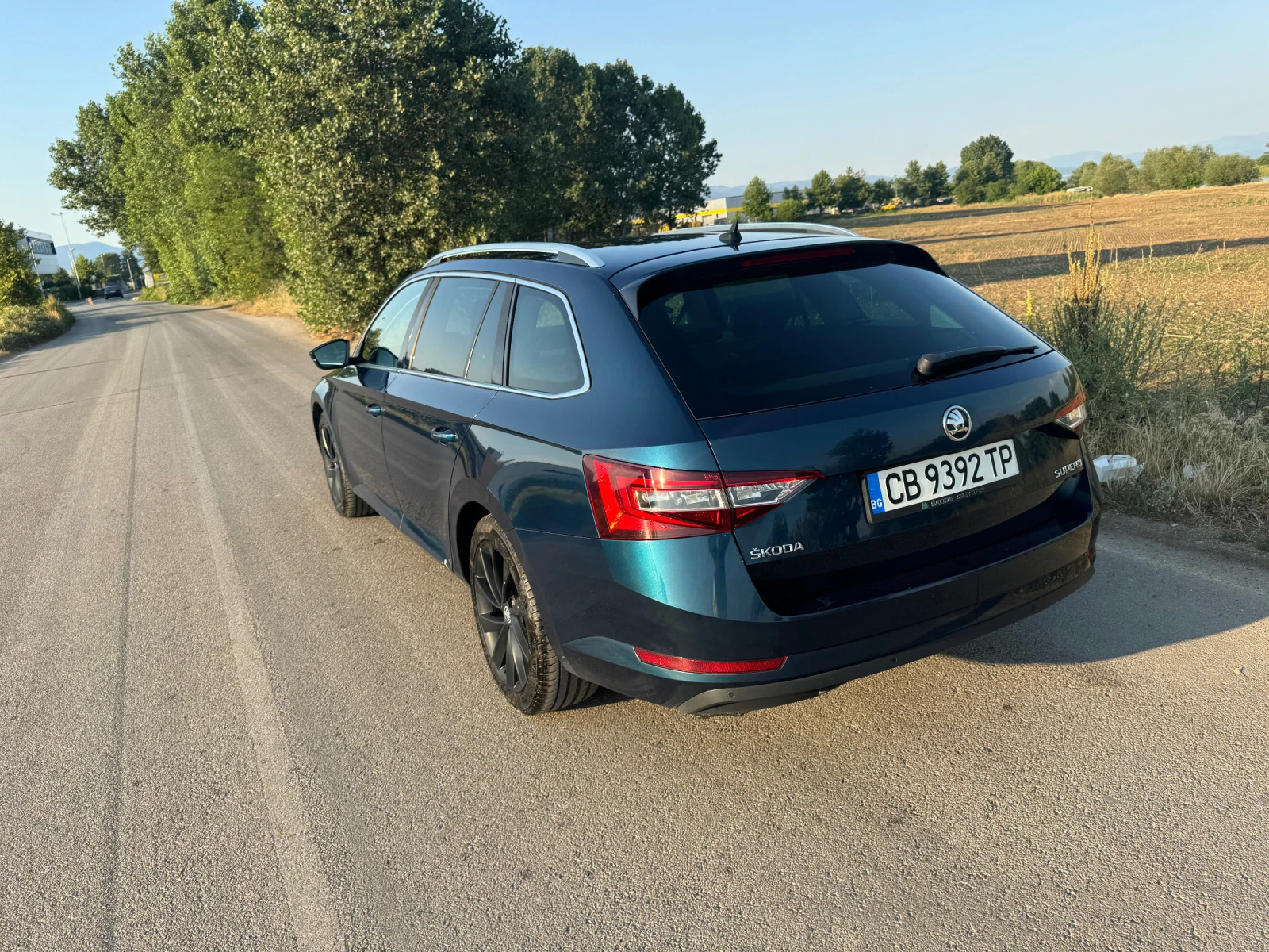 Skoda Superb  - изображение 9