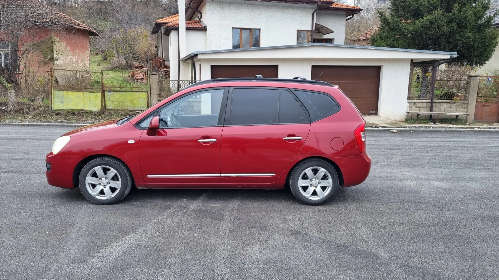 Kia Carens  - изображение 3